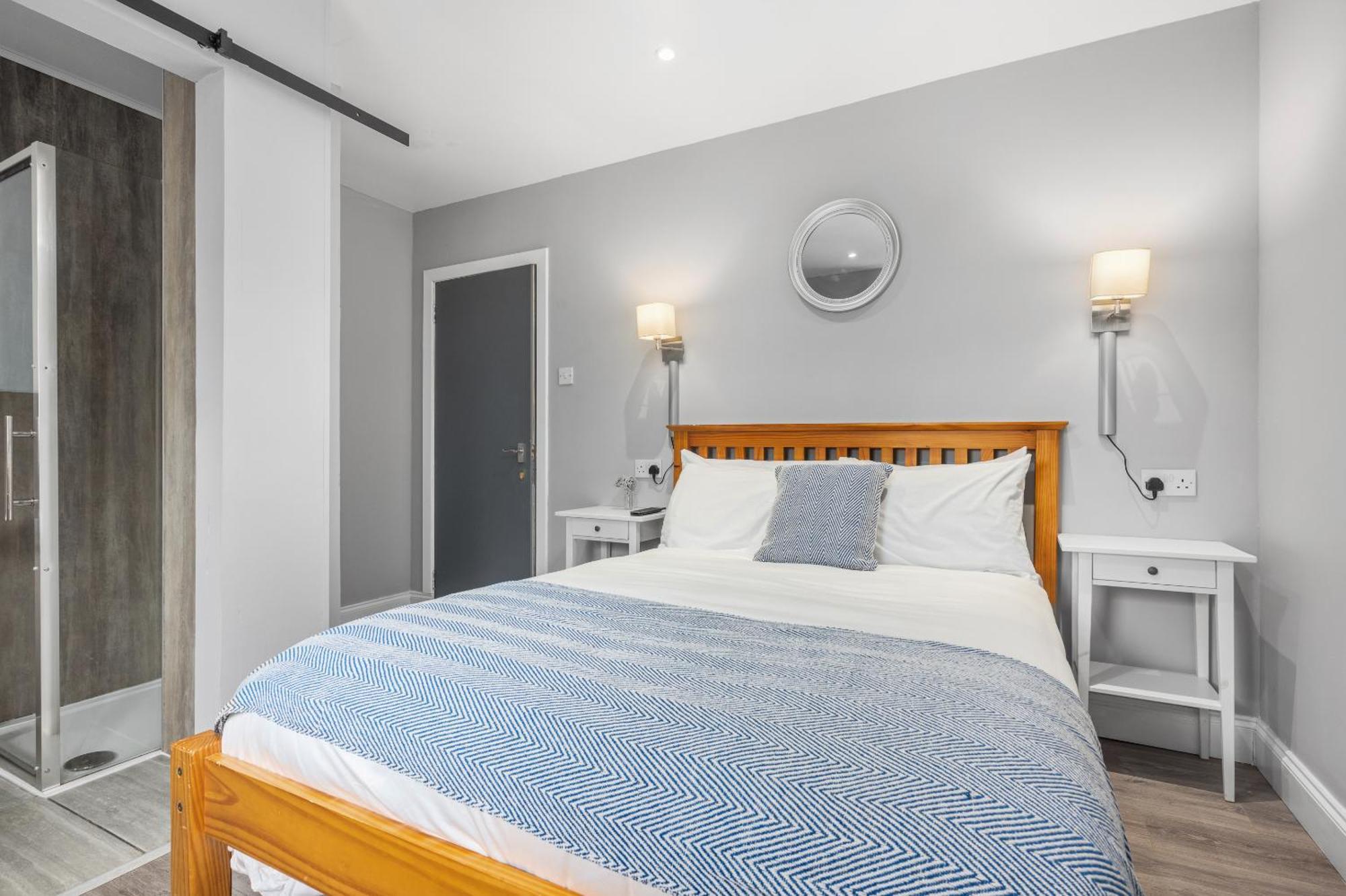 Queensferry Guest House Рисайт Стая снимка