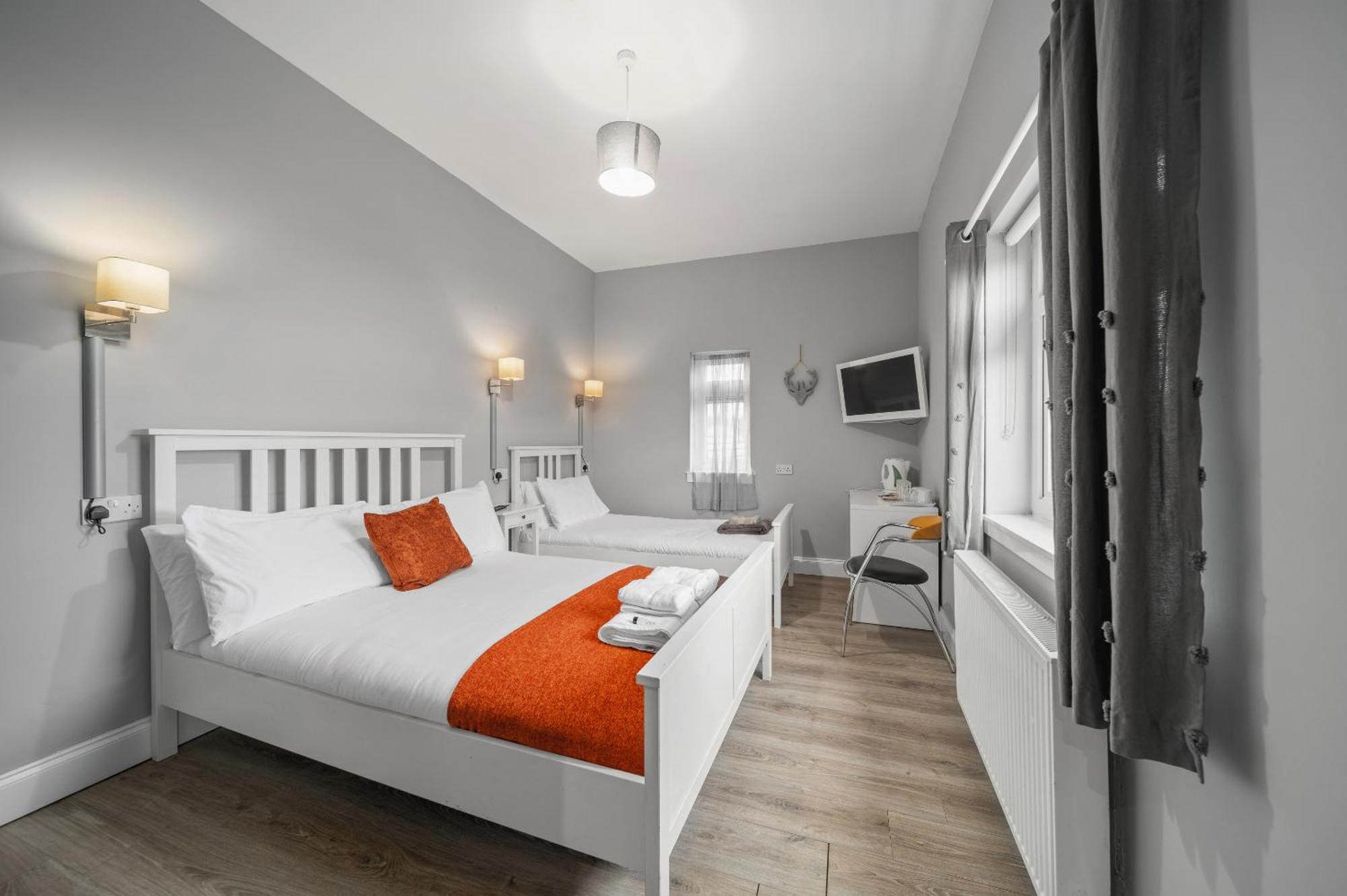 Queensferry Guest House Рисайт Стая снимка