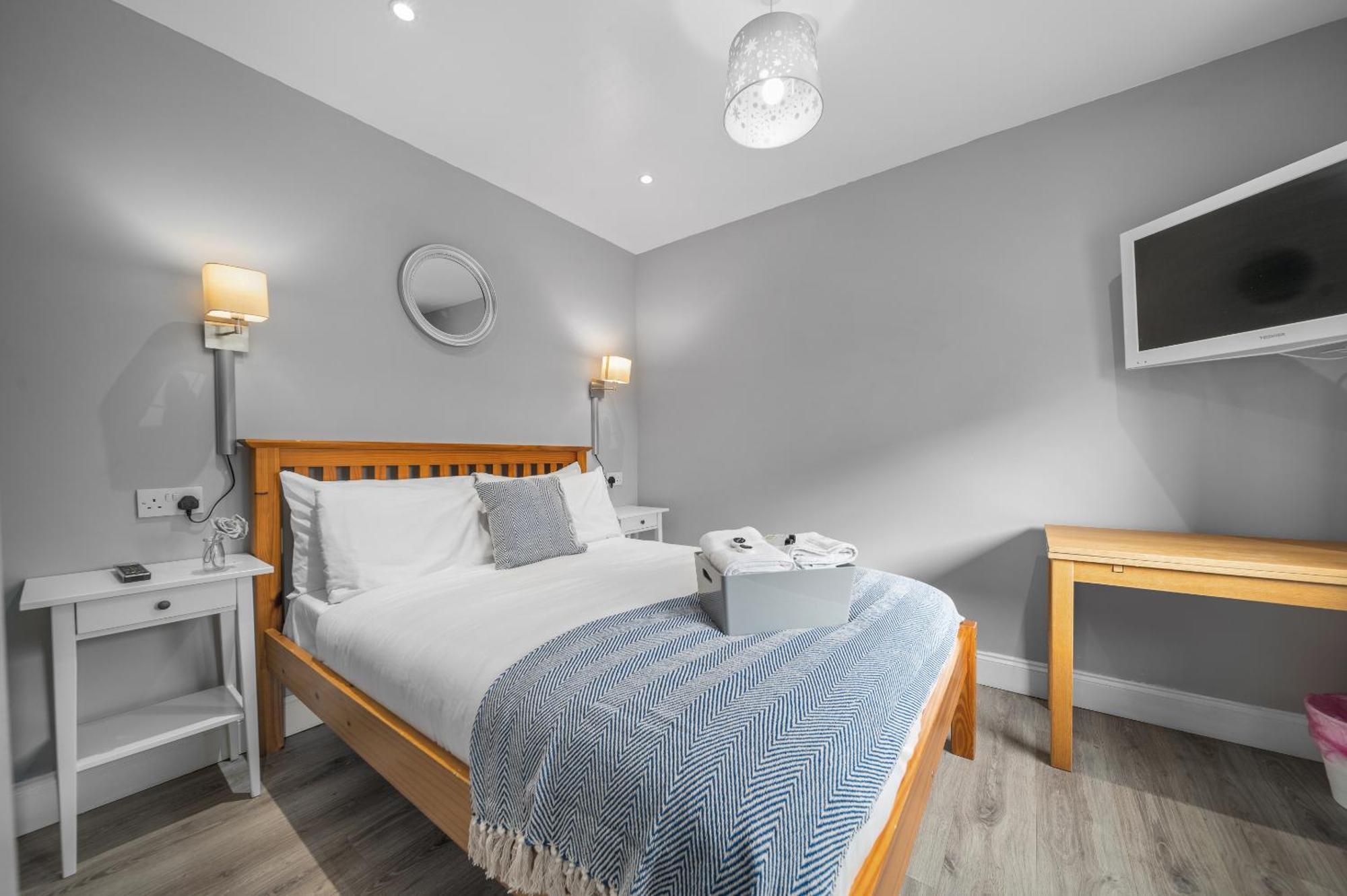 Queensferry Guest House Рисайт Стая снимка